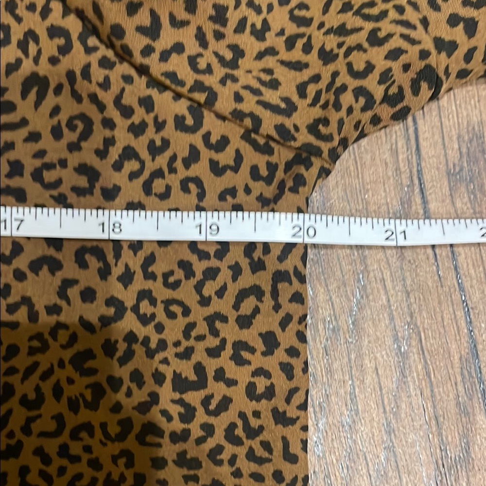NWOT Leopard Print Brown Women's Top - Picture 6 of 6